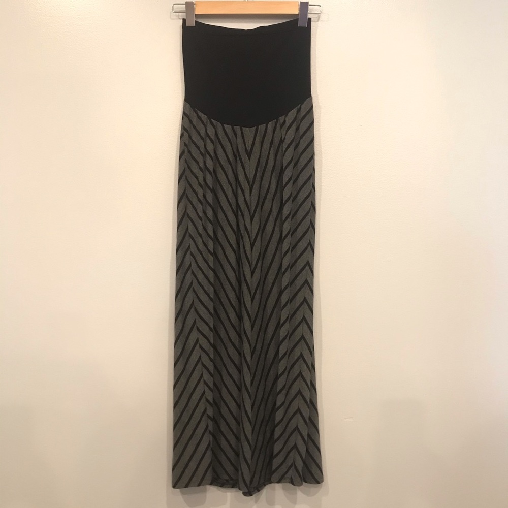 Oh Baby by Motherhood Full Panel Maxi Skirt Small